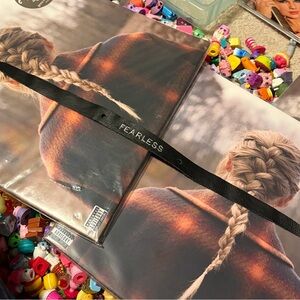 Taylor Swift fearless bracelet